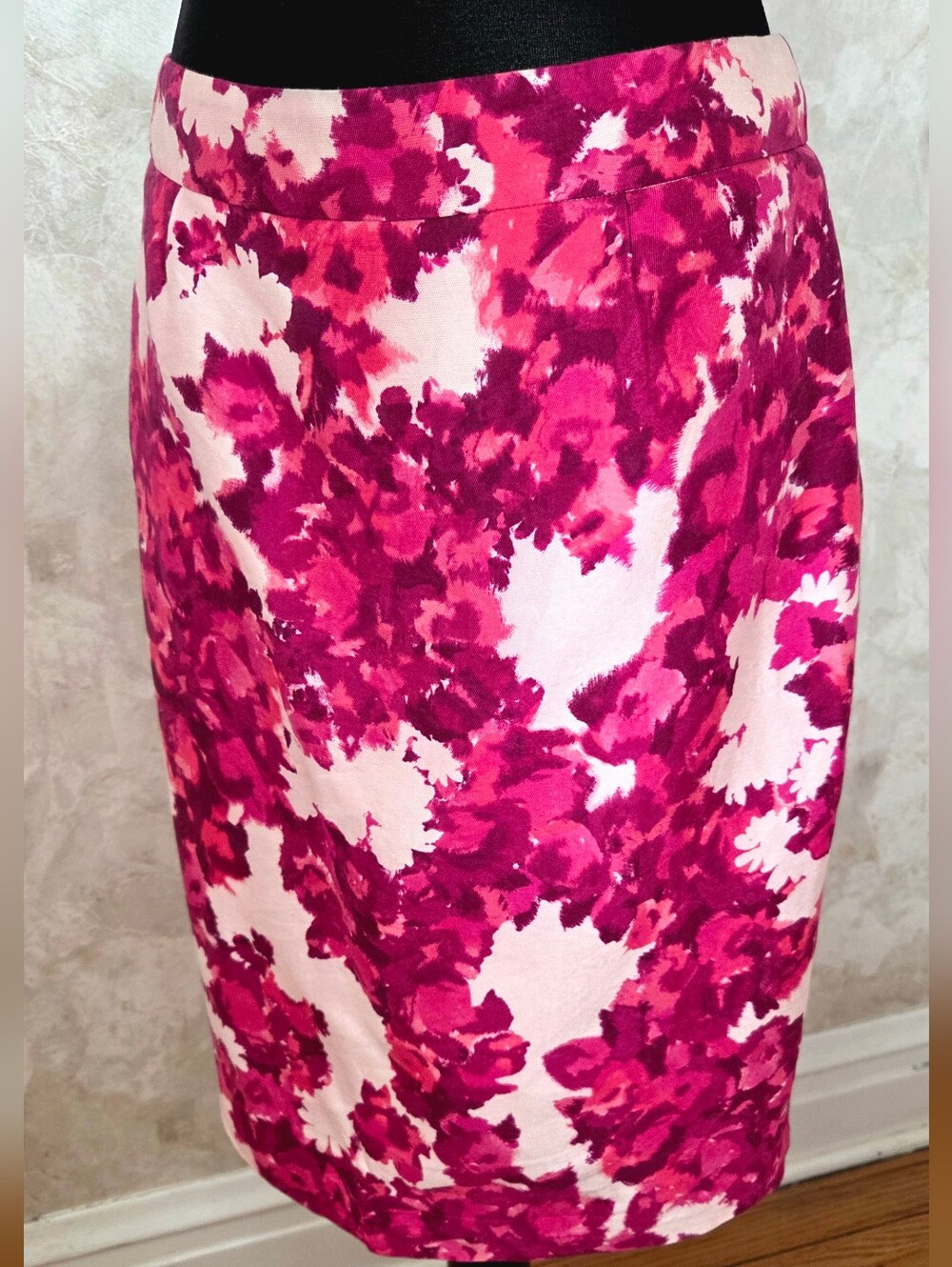 Kate Spade Silk Blend Pencil Skirt Pink Floral Print Size 6 Classic Chic